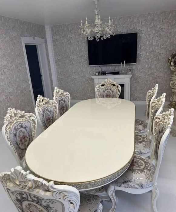 Продам стол со стульями бу