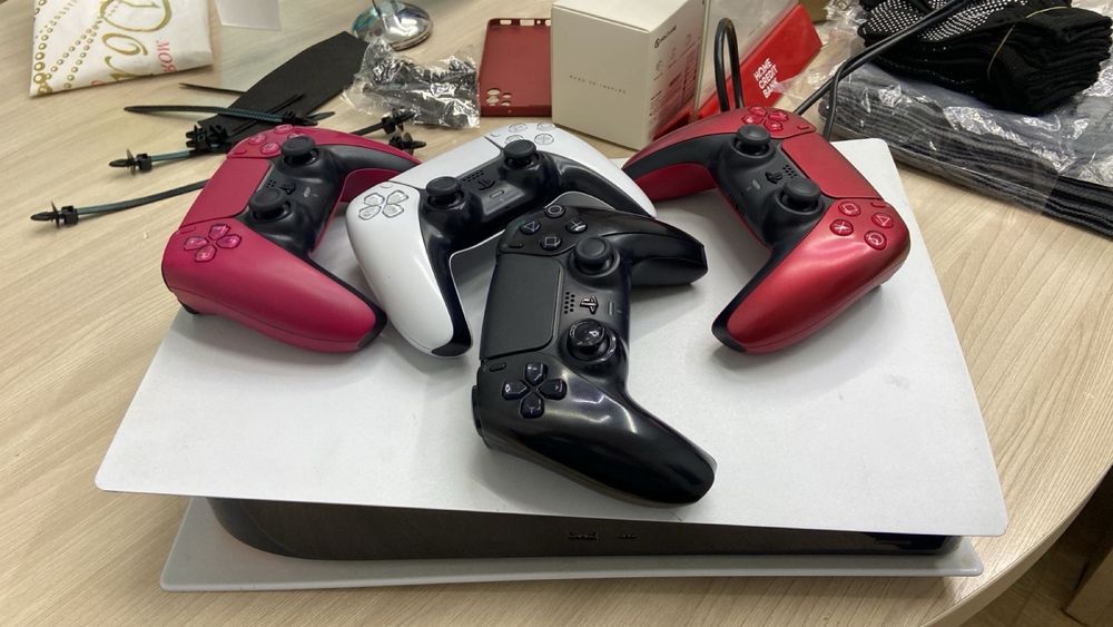 Продам PlayStation5