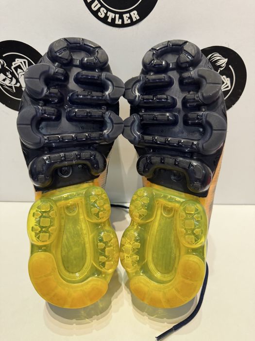 Маратонки NIKE VAPORMAX .Номер 38