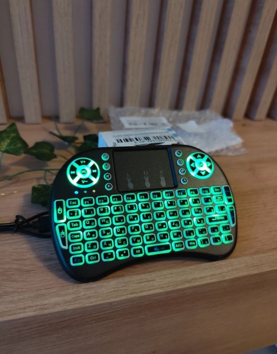 NOUA Mini tastatura wireless cu baterie inclusa