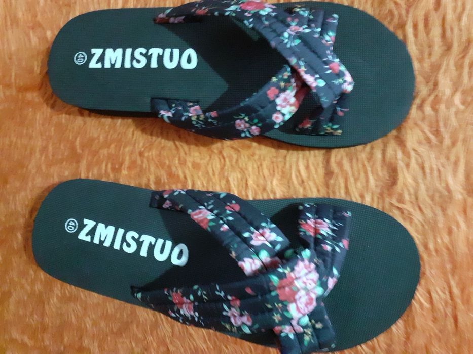 Дамски чехли летни.