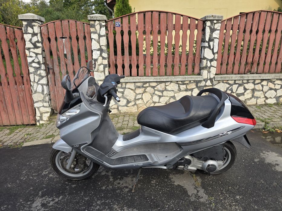 Piaggio x8 200cc