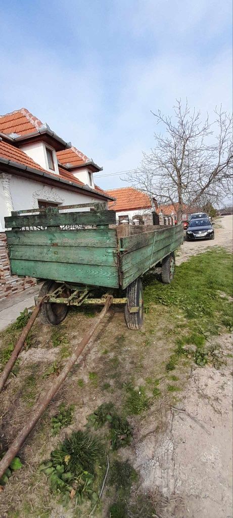 Remorca de tractor stare buna