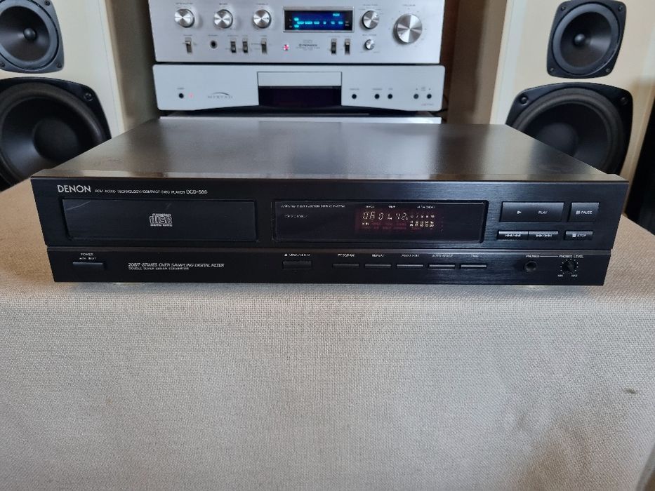 Cd Player Denon DCD-560. 20 Bit. Perfect functional. Impecabil.
