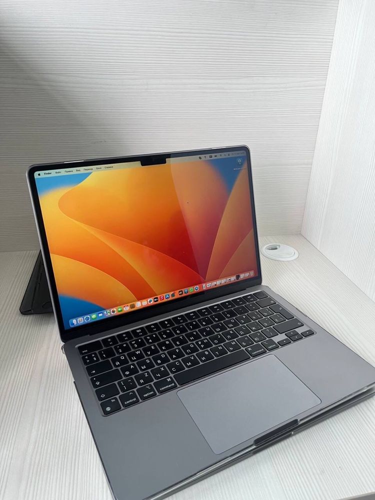 Macbook air 13 m2 2022год