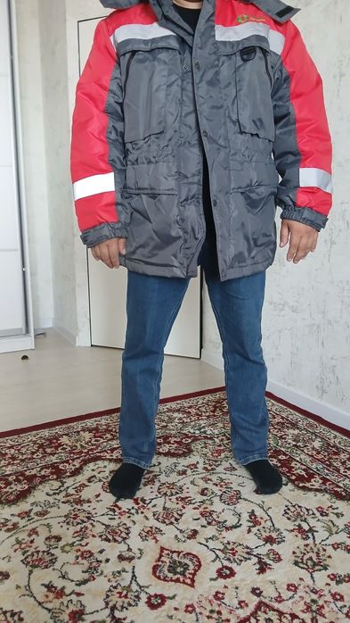 Продам зимнюю спецовку