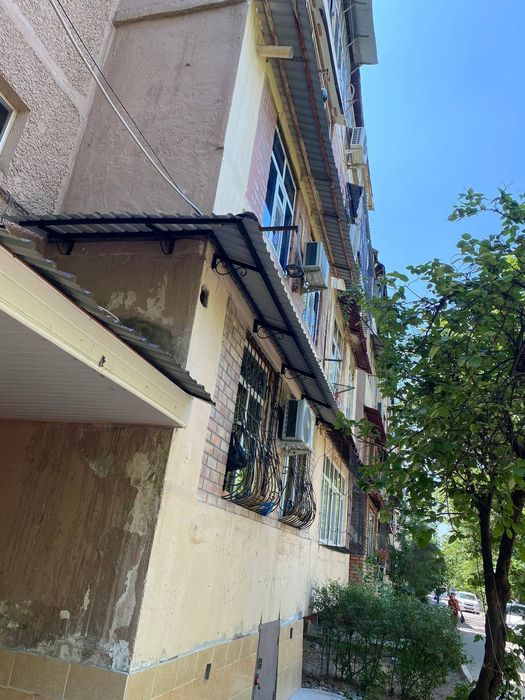 Установка  бесшумные козырьки.