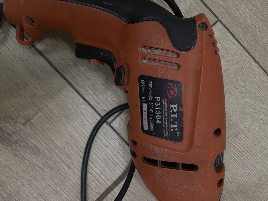 Срочно продам дрель