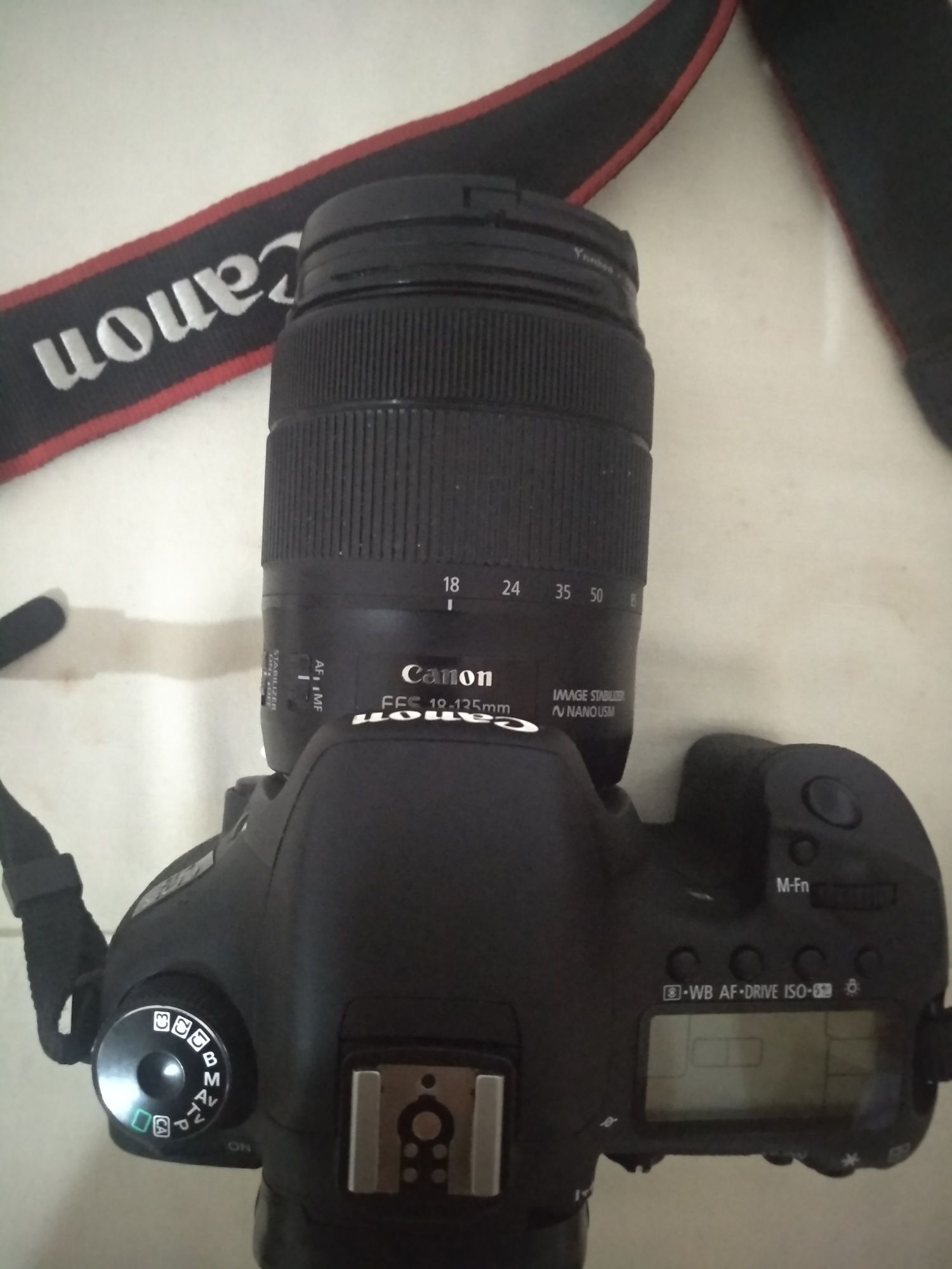 Canon 7D EOS 18-135 nano usm