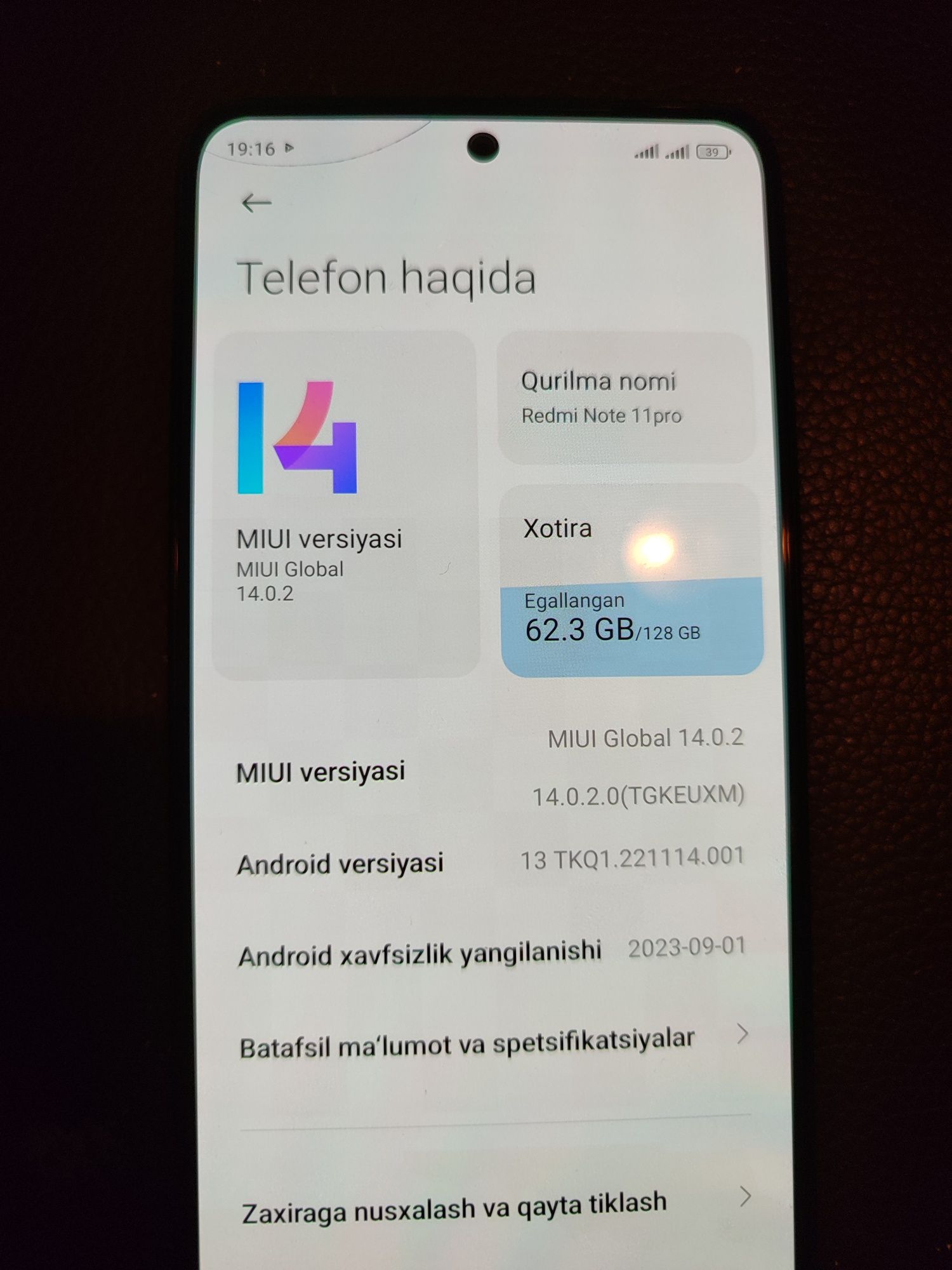 Redmi note 11 holati alo karobka dakument bor chexol zaryadnik bor