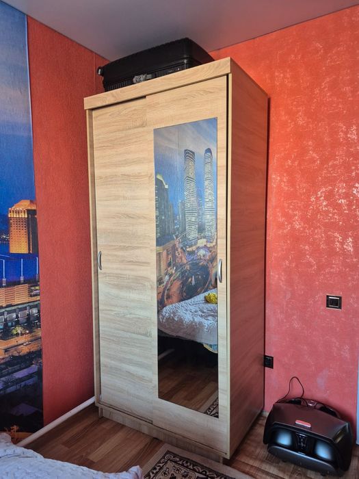Продам шкаф. Срочно