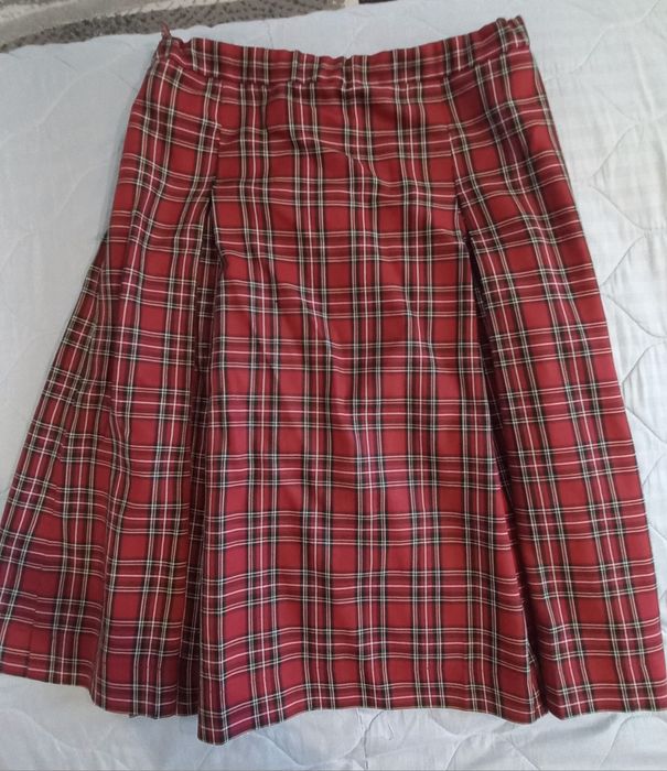 продам школьную форму БИЛ для девочки