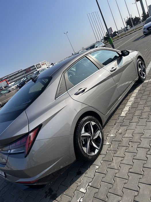 Vand Hyundai Elantra 2022