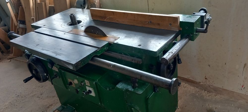 De vanzare, MUT 400 cu 5 operațiuni, mașină de șlefuit Vatra Dornei