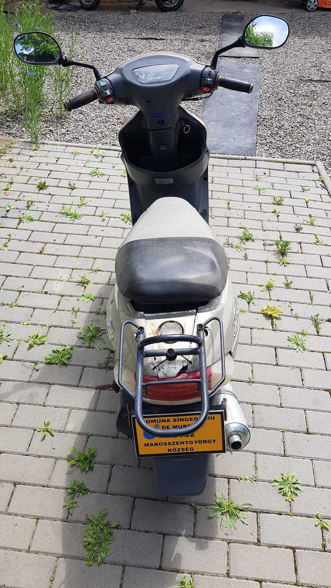 Vând scutere 49 cm