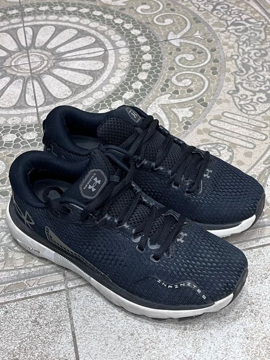 Кроссовки мужские 38,5р