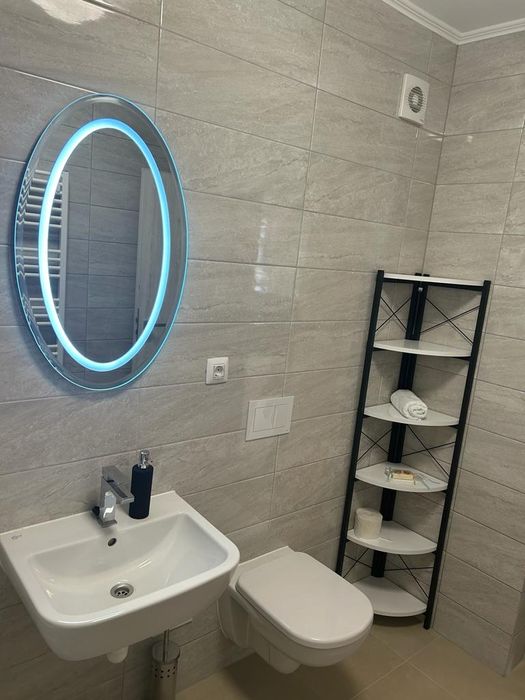 Închiriez apartament Maurer