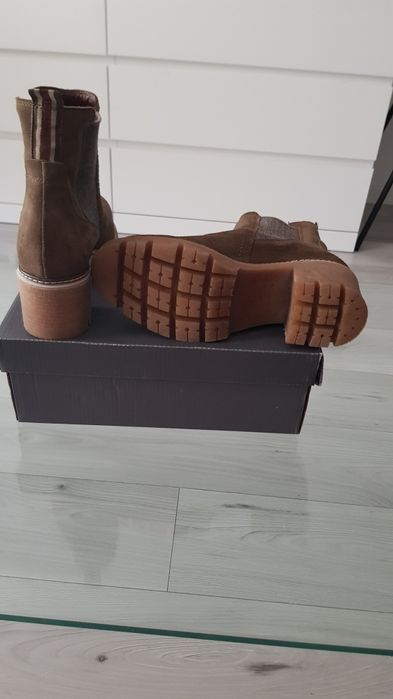 Vand ghete de dama nr 39