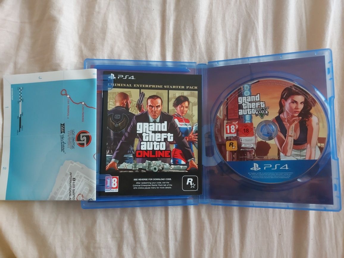 Игра за Плейстейшън 4 Grand Theft Auto V