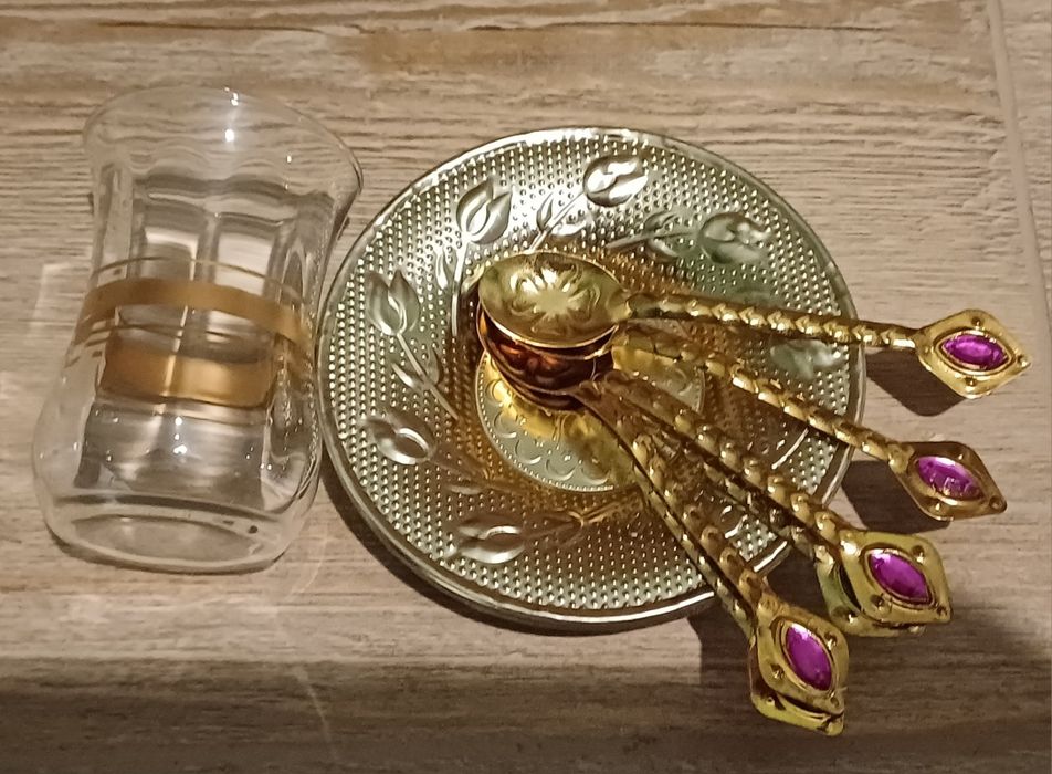 Lot vintage pahare cristal cristalin 18 bucati 3 seturi + cadou