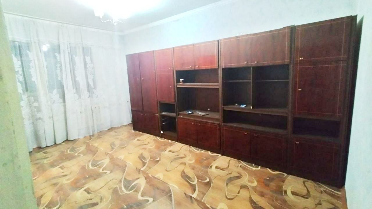 Юнусобод 8 кварталда 1 хона уй ижарага берилади