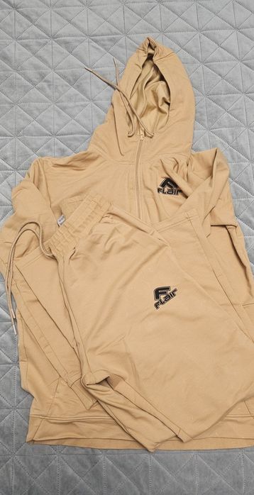 Мъжки екип Flair