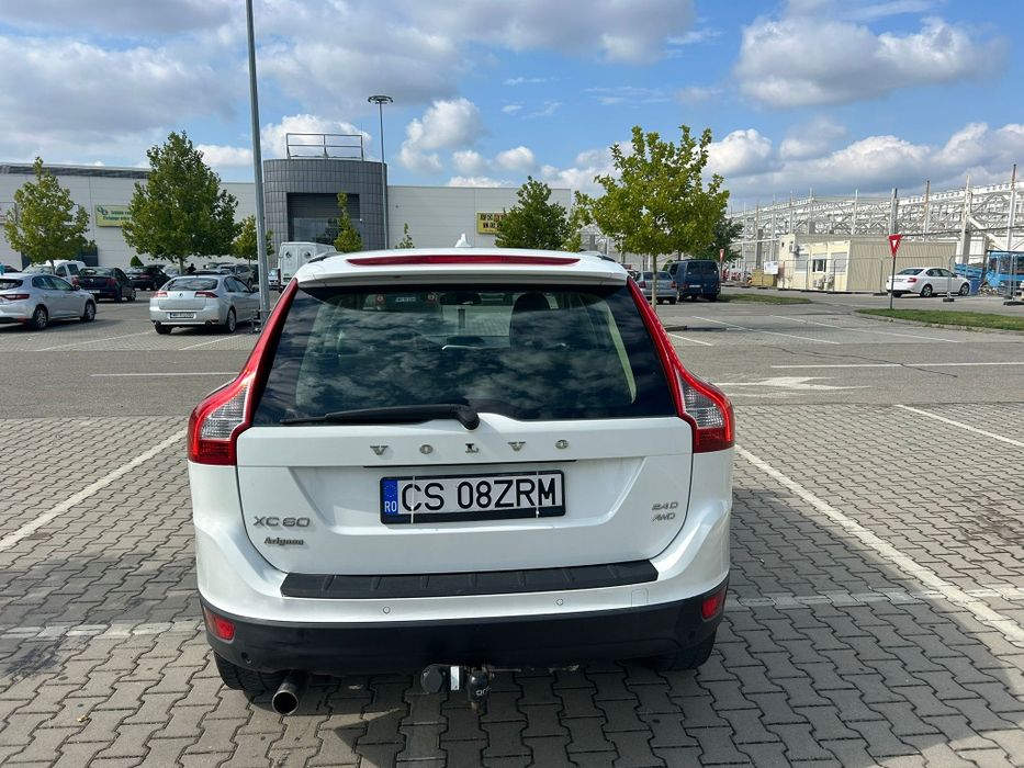 Volvo xc60 2009.