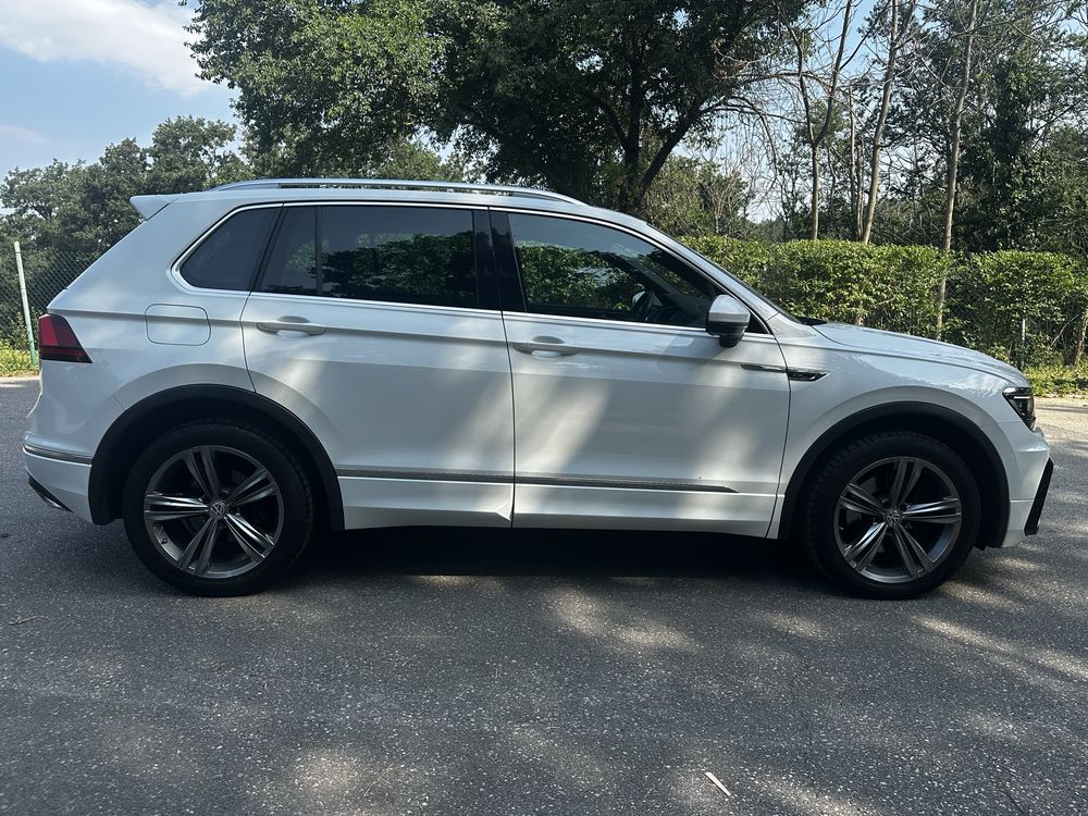 VW Tiguan R-Line / Dynaudio / 4Motion / Panorama / Distronic