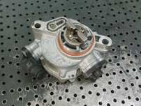 pompa vacuum  1.5 tdci  ecoblue  ford ecosport focus 4  ford b-max fiesta  9804021880