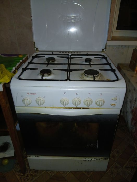 Продам газаваю плиту в отличном состоянии.