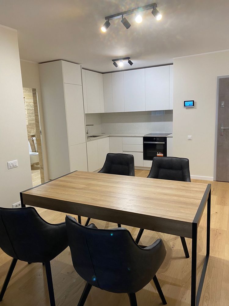 Inchiriez Apartament Lux de inchiriat, Zona Iulius mall, FSEGA