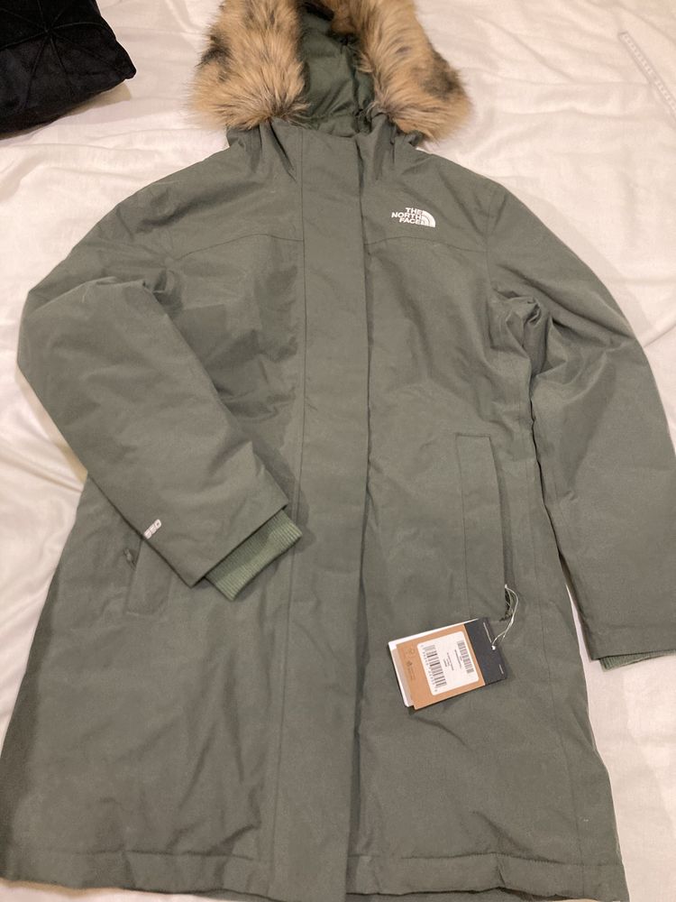 Яке The North Face Women’s