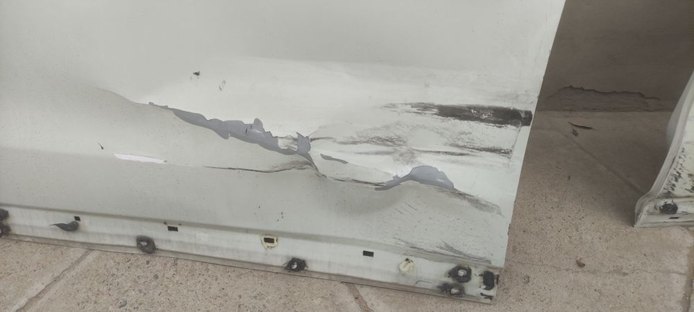 Двери от Хонда срв 3 поколения левая сторона.  Цена общая 100000 тенге