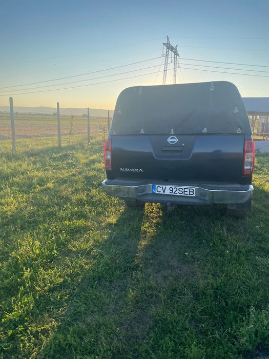 Vând sau schimb Nissan Navara d40