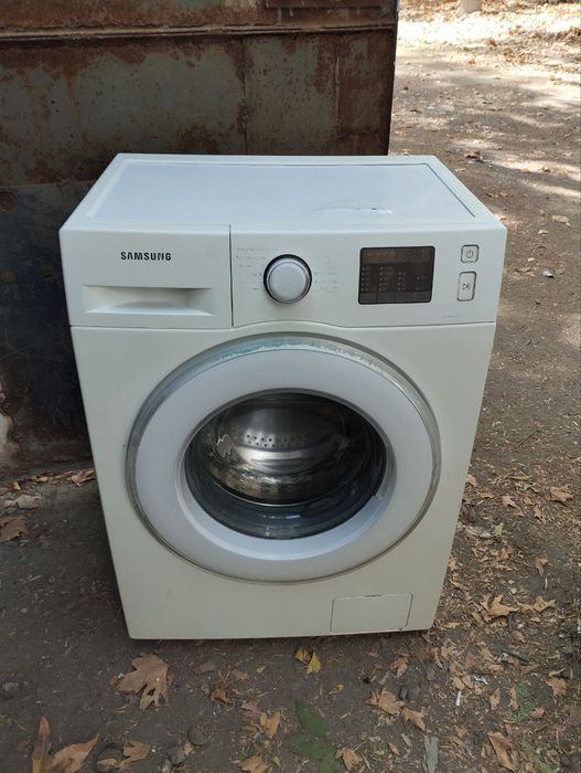 Продаётся стиральная машина