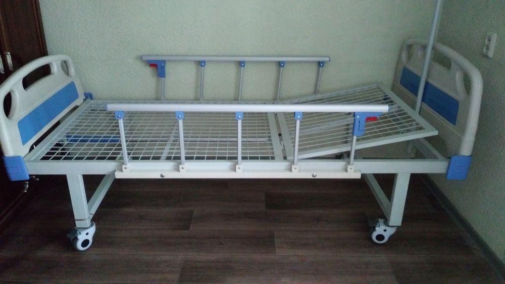 Кровати для лежачих больных с функцией подъема