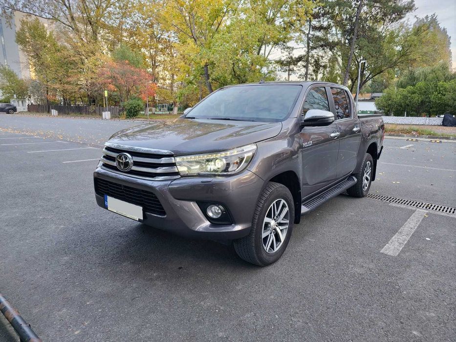 Toyota Hilux Invincible 2019