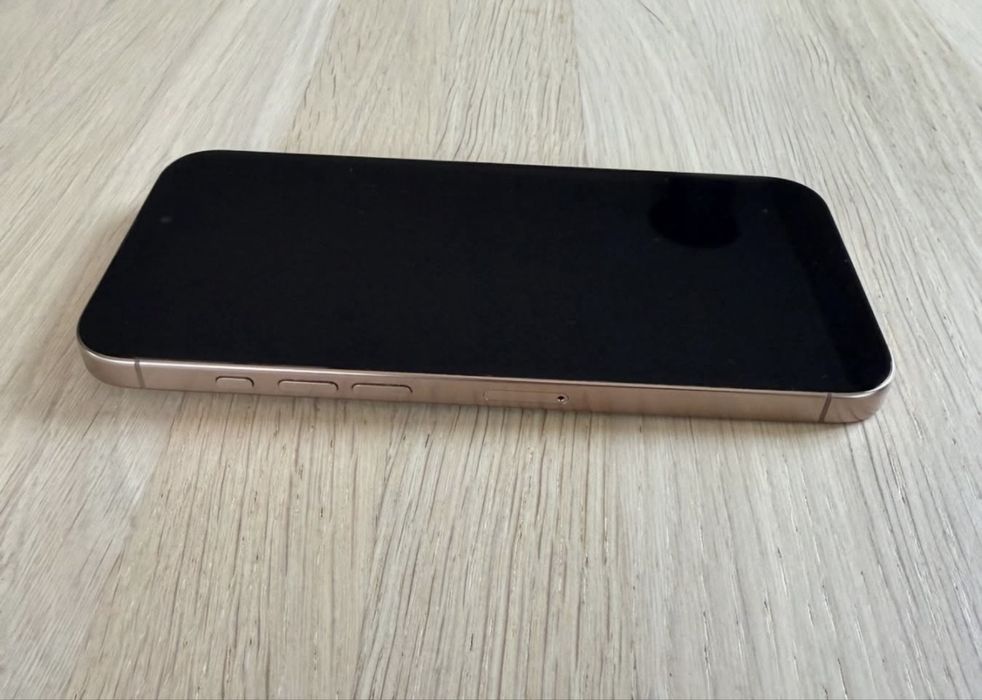 iPhone 16 pro 128 GB