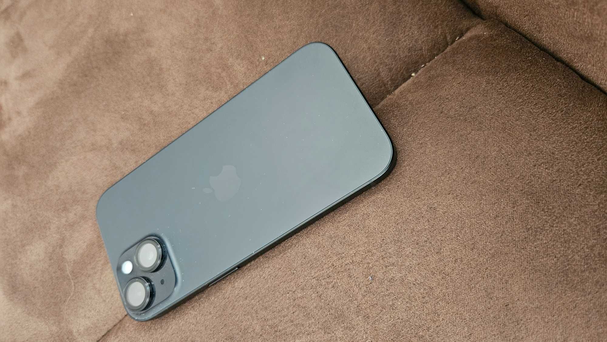 Чисто нов Смартфон Apple iPhone 15 128 GB Black mtp03