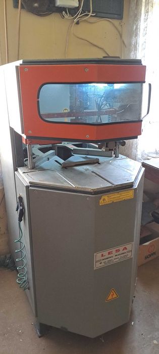 Машини за изработка на PVC дограма