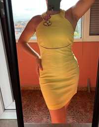 Дамска рокля в жълто