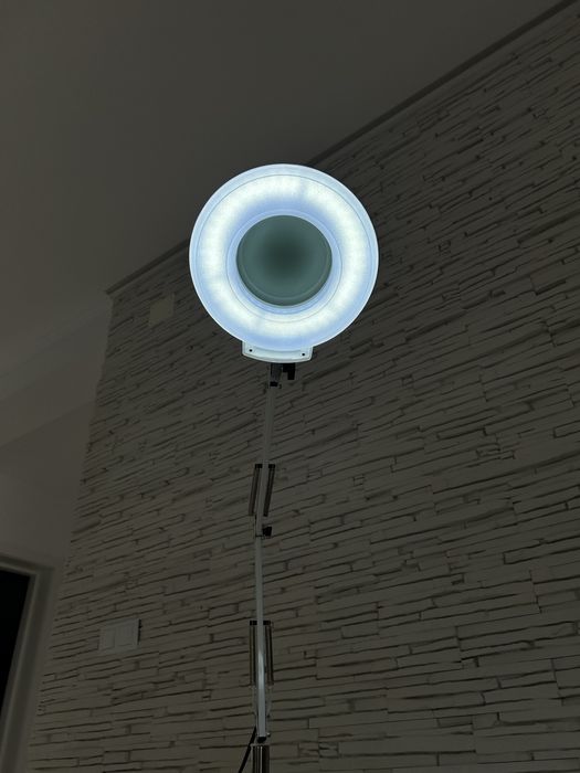 Masa de masaj/cosmetica portabila+ lampa cosmetica cu lupa NEFOLOSITE