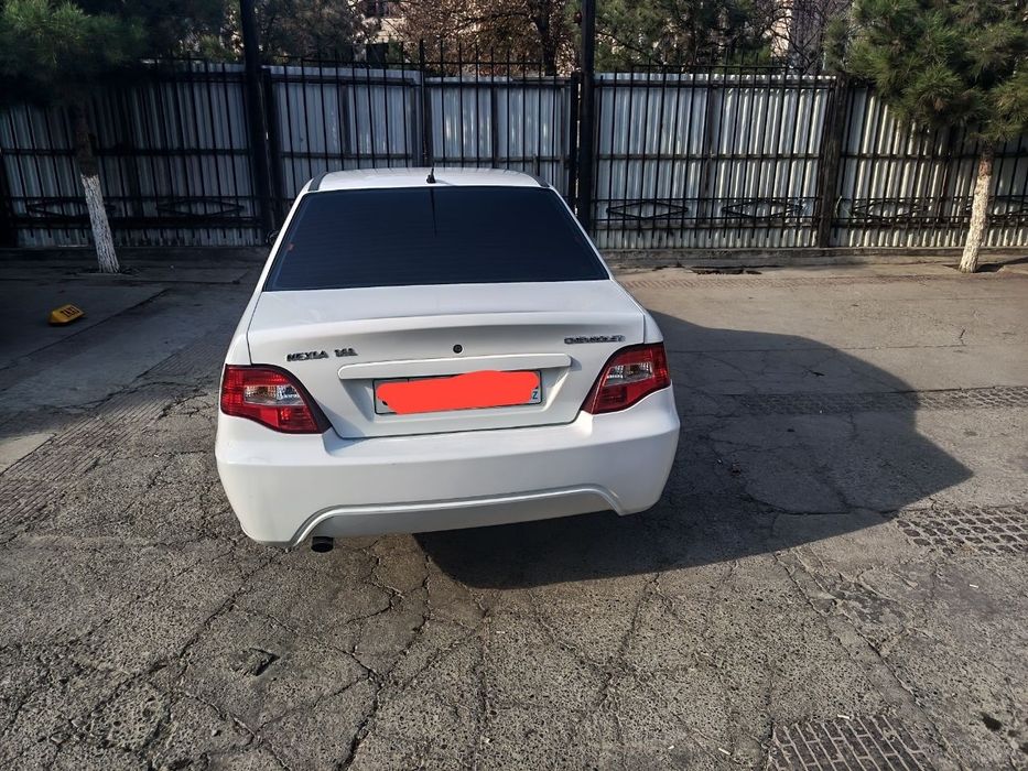 Продаётся nexia 2