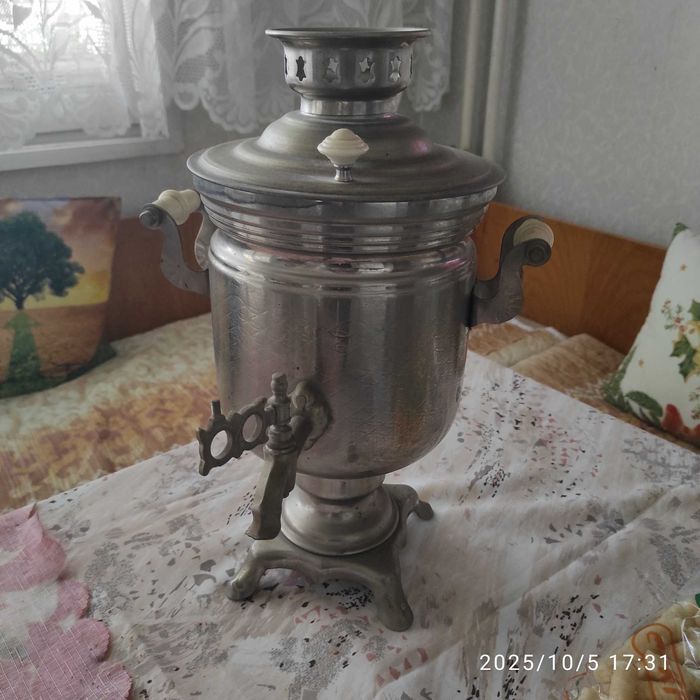 Продавам руски самовар