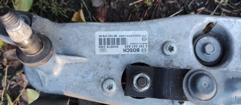 Моторче чистачки Peugeot 308 комби