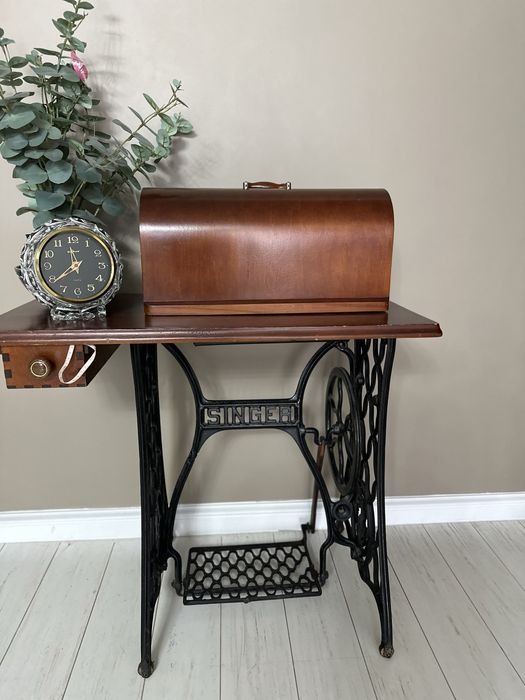 Швейная машинка винтаж