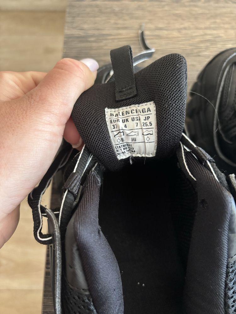 Balenciaga Track р-р 38