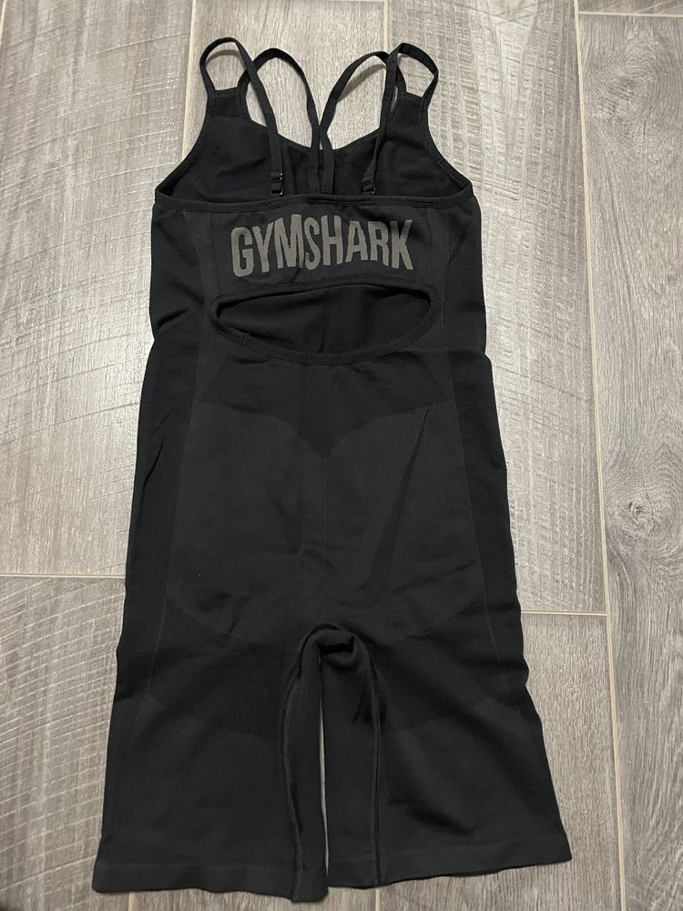 Спортен комплек Gymshark