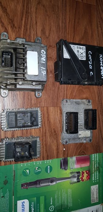 блок управления двигателем Opel corza c 1.2,блок комфорта