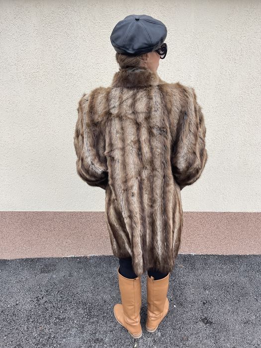 Haina lunga din blana de bizam